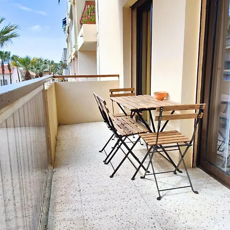 Spacieux T3 73 M2 Idealement Situe Au Centre Proche Mer